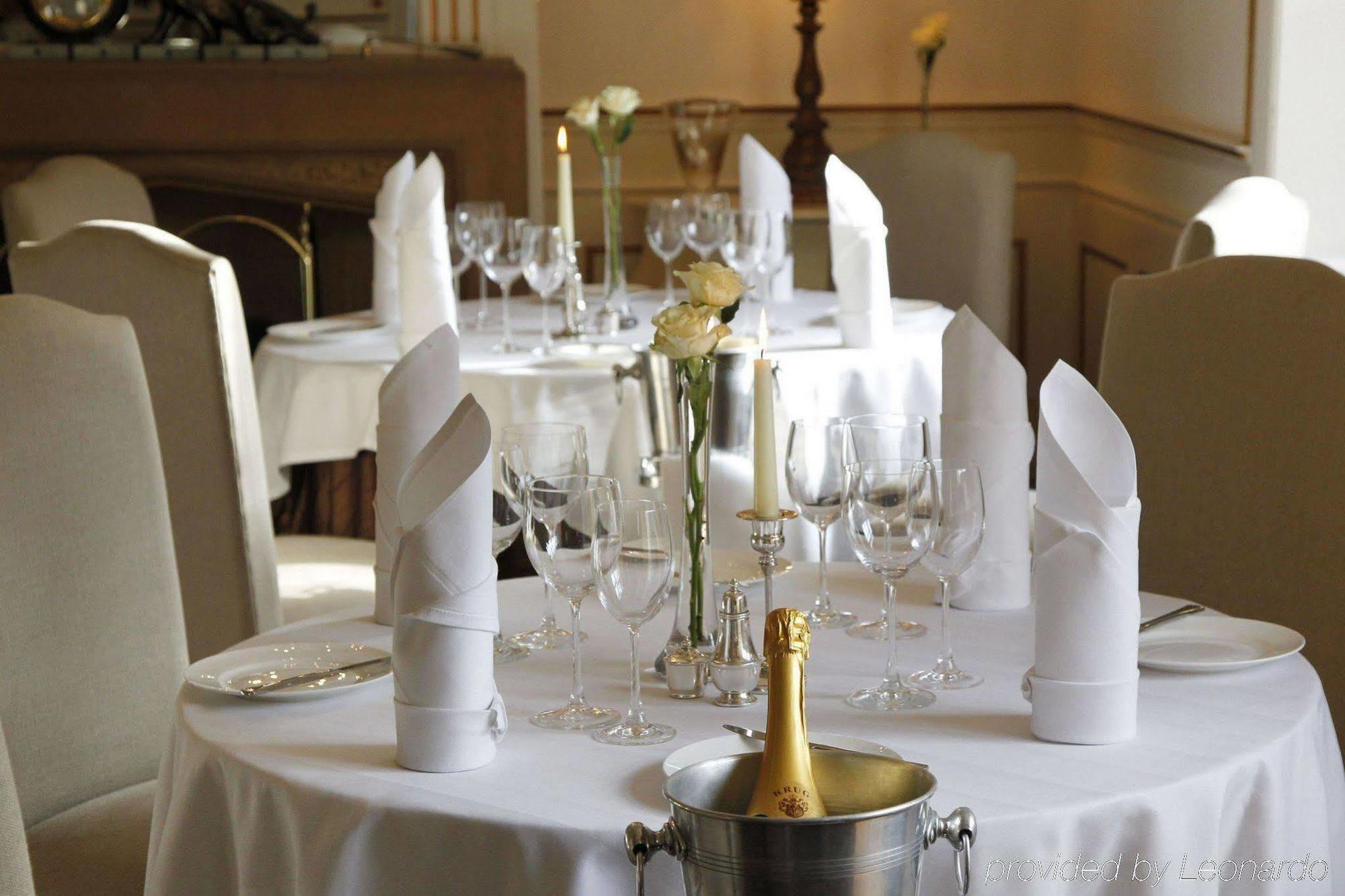 Lichfield Aparthotel Restoran fotoğraf